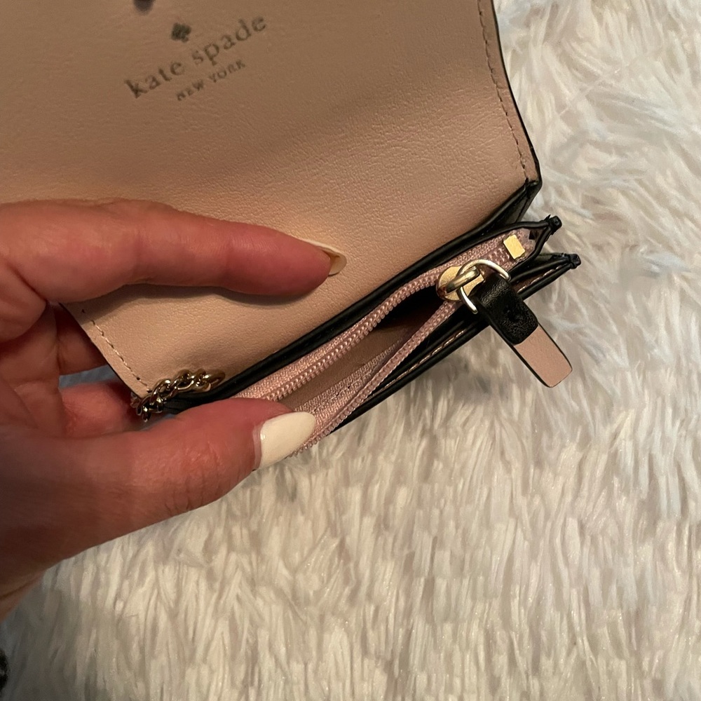 Small Kate Spade keychain wallet.